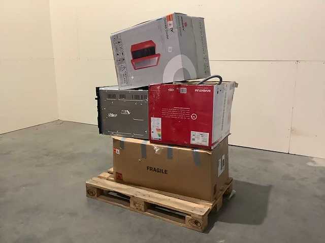Pallet a-merk retourgoederen - 4 items - afbeelding 1 van  6