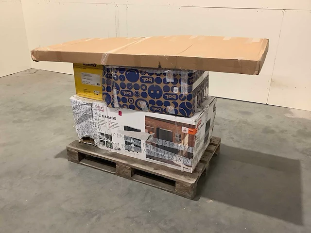 Pallet a-merk retourgoederen - 4 items - afbeelding 1 van  6