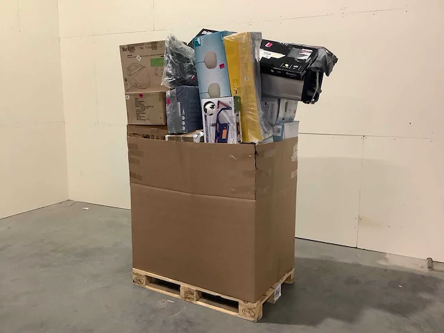 Pallet a-merk retourgoederen - 43 items - afbeelding 1 van  8