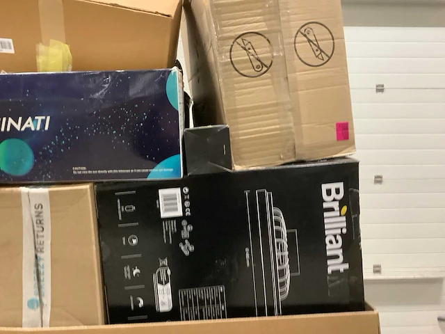 Pallet a-merk retourgoederen - 44 items - afbeelding 6 van  12