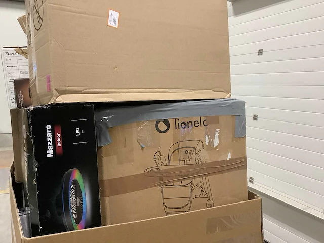 Pallet a-merk retourgoederen - 44 items - afbeelding 8 van  12