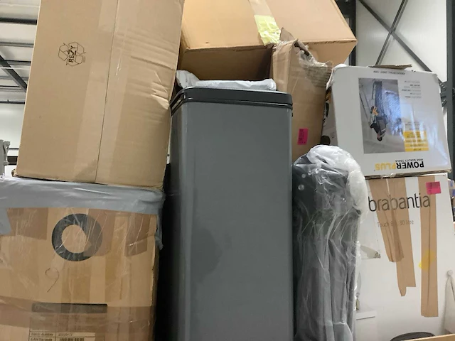 Pallet a-merk retourgoederen - 44 items - afbeelding 9 van  12