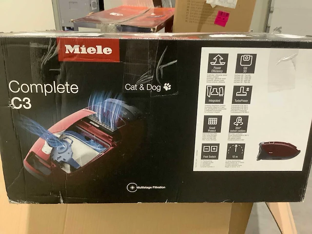 Pallet a-merk retourgoederen - 49 items - afbeelding 9 van  12