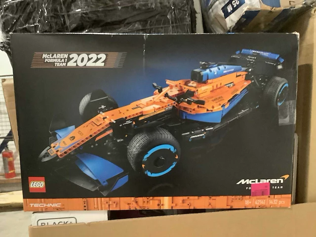 Pallet a-merk retourgoederen - 49 items - afbeelding 11 van  12