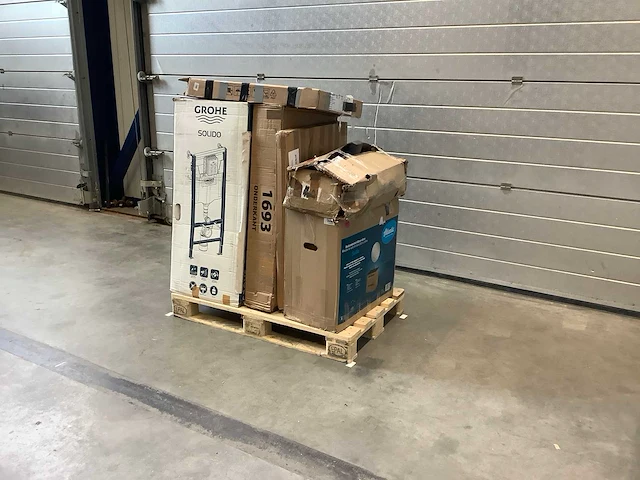 Pallet a-merk retourgoederen - 6 items - afbeelding 1 van  8