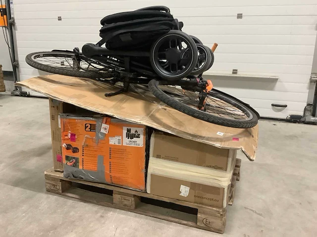 Pallet a-merk retourgoederen - 6 items - afbeelding 1 van  5