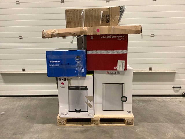 Pallet a-merk retourgoederen - 8 items - afbeelding 1 van  6