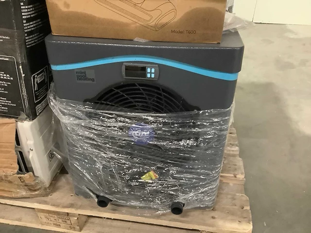 Pallet a-merk retourgoederen - items 10 - afbeelding 6 van  8