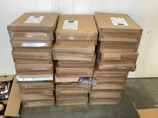 Pallet amazon retourgoederen - afbeelding 11 van  20