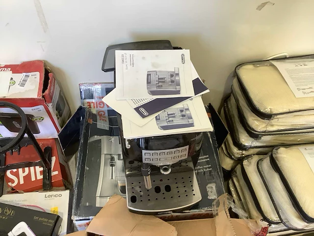 Pallet amazon retourgoederen - afbeelding 8 van  19