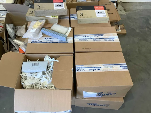 Pallet amazon retourgoederen - afbeelding 14 van  19
