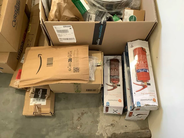 Pallet amazon retourgoederen - afbeelding 16 van  19