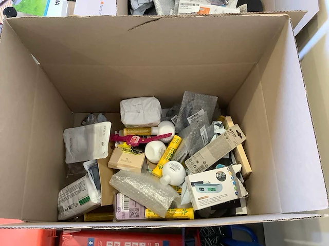 Pallet amazon retourgoederen - afbeelding 6 van  23