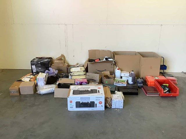 Pallet amazon retourgoederen - afbeelding 1 van  23