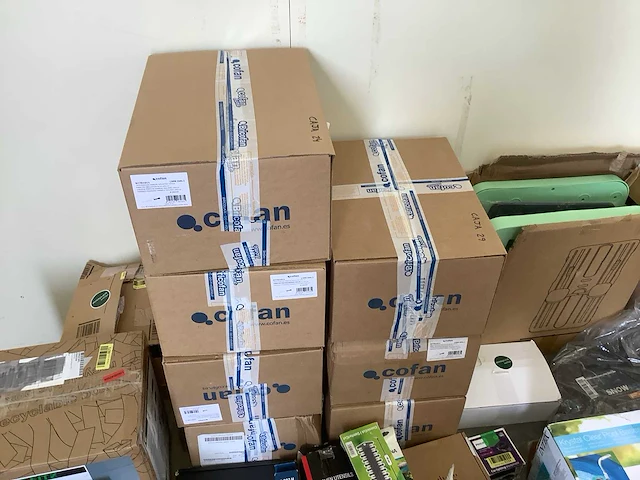 Pallet amazon retourgoederen - afbeelding 10 van  22