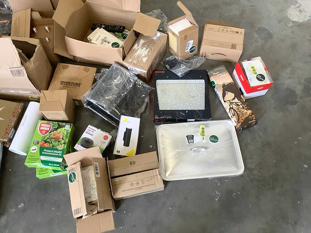 Pallet amazon retourgoederen - afbeelding 22 van  22