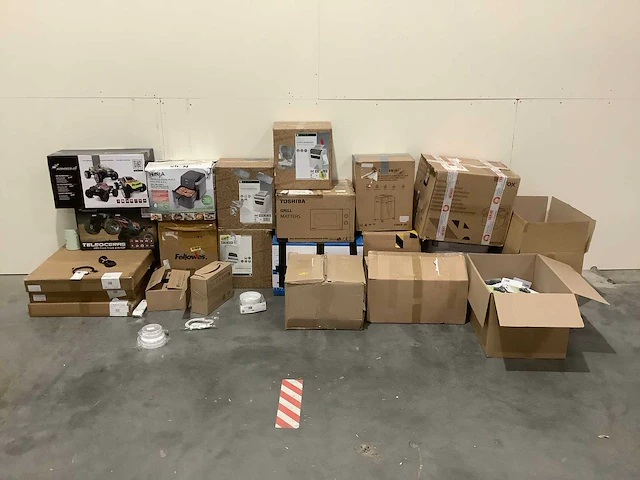 Pallet amazon retourgoederen - afbeelding 1 van  12