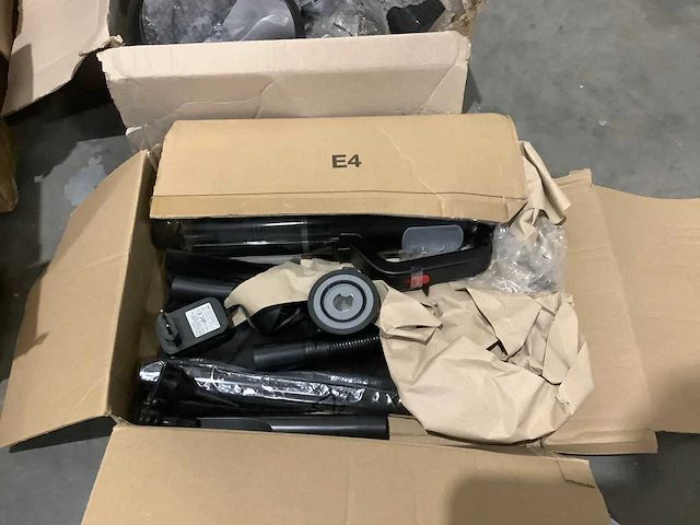Pallet amazon retourgoederen - afbeelding 12 van  17