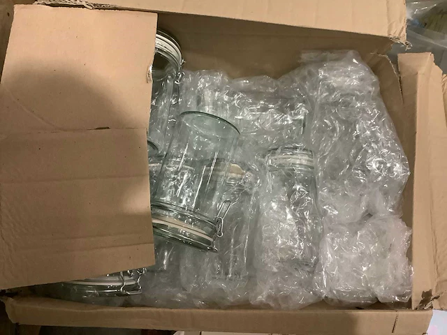 Pallet amazon retourgoederen - afbeelding 15 van  24