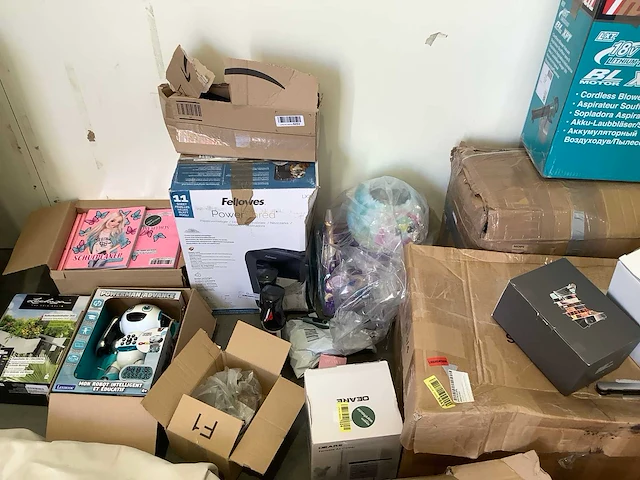 Pallet amazon retourgoederen - afbeelding 7 van  17