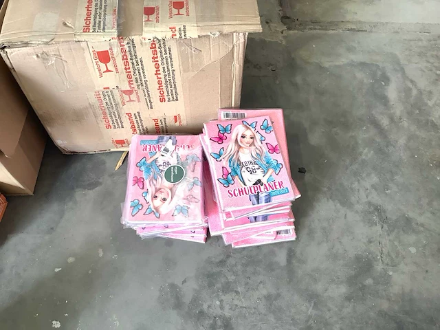 Pallet amazon retourgoederen - afbeelding 13 van  17