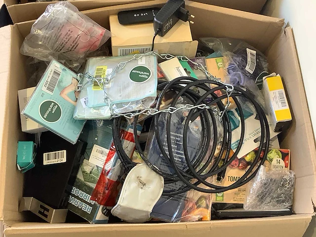 Pallet amazon retourgoederen - afbeelding 11 van  14