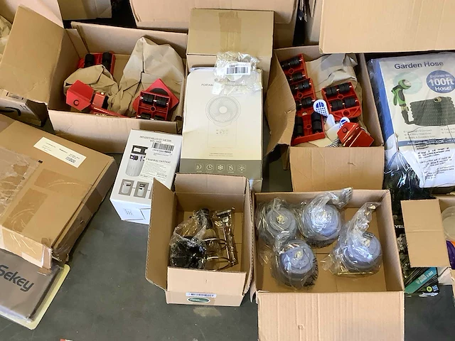 Pallet amazon retourgoederen - afbeelding 14 van  14
