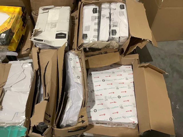 Pallet amazon retourgoederen - afbeelding 7 van  18