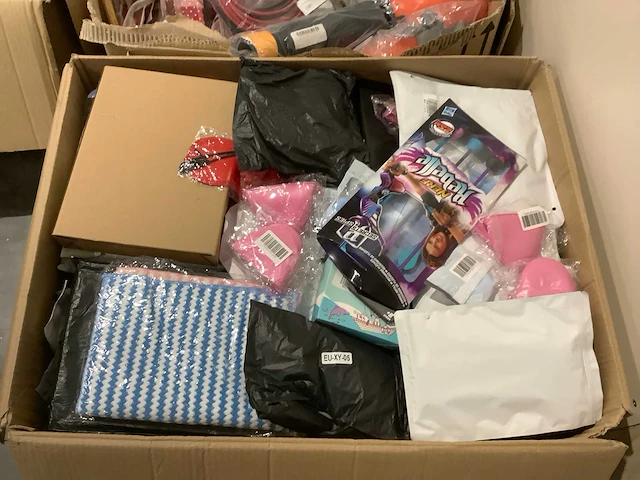 Pallet amazon retourgoederen - afbeelding 3 van  7