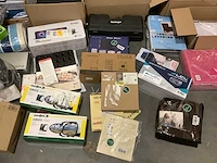 Pallet amazon retourgoederen - afbeelding 17 van  22