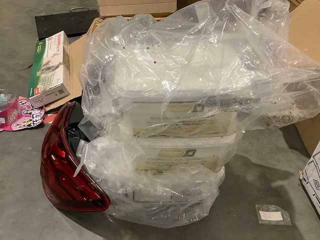 Pallet amazon retourgoederen - afbeelding 16 van  17