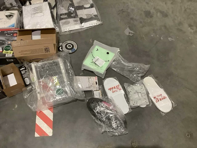Pallet amazon retourgoederen - afbeelding 4 van  14