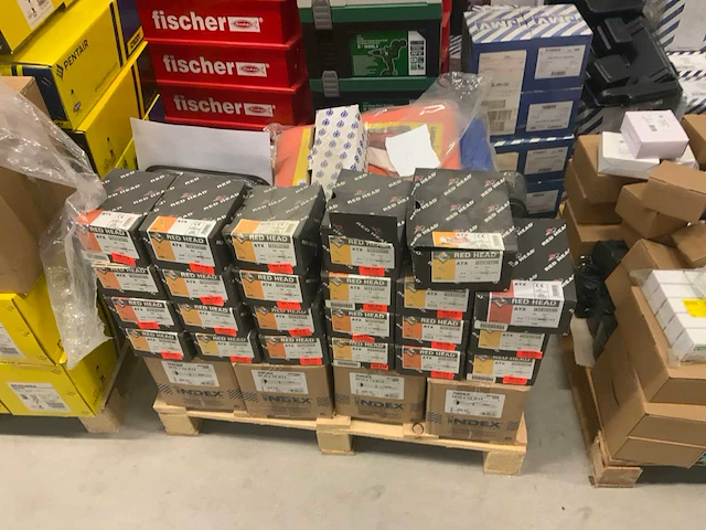 Pallet bouw- en bevestigingsmateriaal (27x) - afbeelding 6 van  25