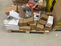 Pallet bouw- en bevestigingsmateriaal (27x) - afbeelding 9 van  25