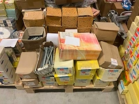 Pallet bouw- en bevestigingsmateriaal (27x) - afbeelding 23 van  25