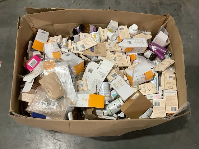Pallet cosmetica - afbeelding 1 van  8