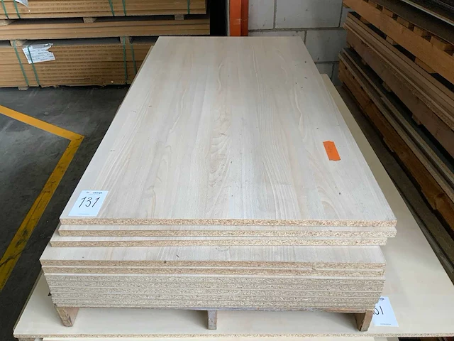 Pallet diverse afmetingen plaatmateriaal - afbeelding 2 van  3