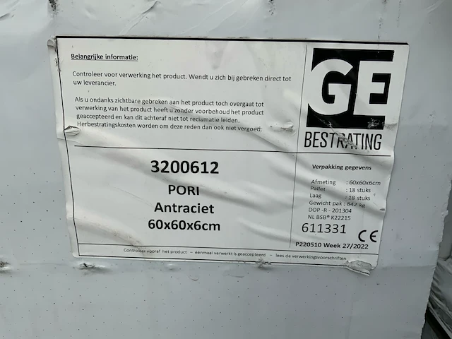 Pallet diverse beton tegels (54x) - afbeelding 13 van  22