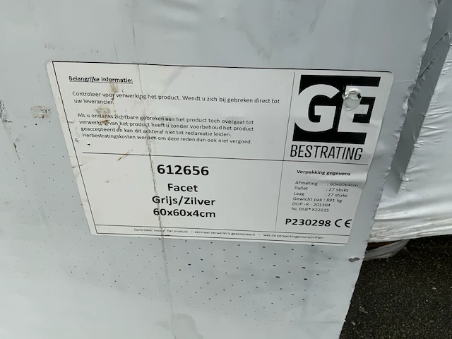 Pallet diverse beton tegels (54x) - afbeelding 14 van  22