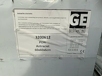 Pallet diverse beton tegels (54x) - afbeelding 20 van  22