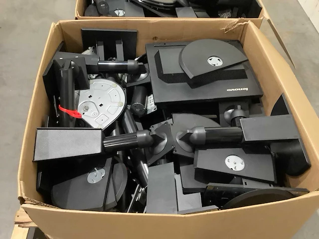 Pallet diverse monitoren (2x) - afbeelding 3 van  6