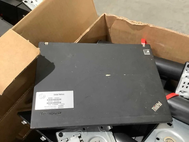 Pallet diverse monitoren (2x) - afbeelding 4 van  5
