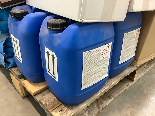 Pallet diverse schoonmaakartikelen - afbeelding 6 van  9