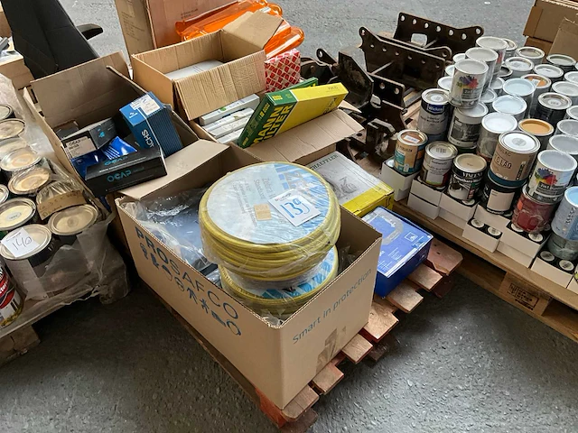 Pallet diversen - afbeelding 1 van  8