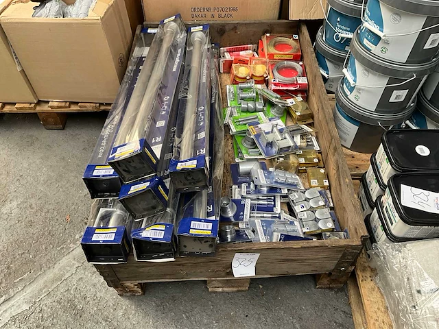 Pallet diversen - afbeelding 1 van  10