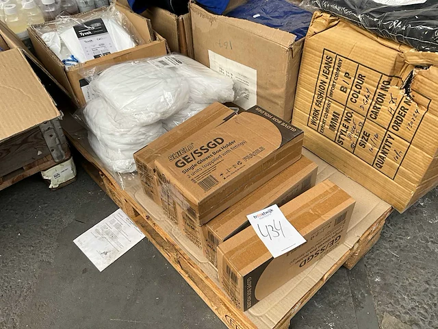 Pallet diversen - afbeelding 1 van  5