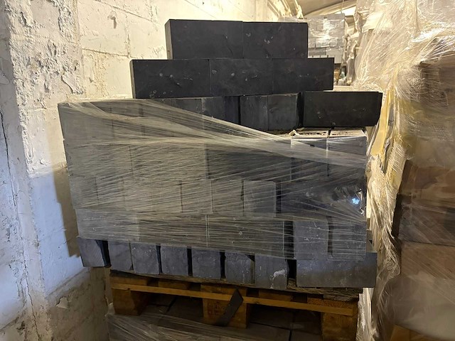 Pallet hardsteenblokken (2x) - afbeelding 3 van  4
