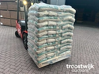 Pallet hoge kwaliteit hout pellets 100%pine, 65 zakken 975kg inclusief pallet