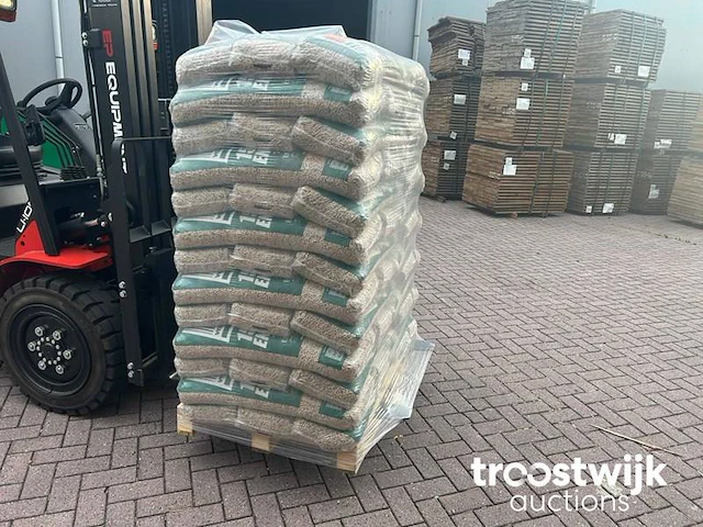 Pallet hoge kwaliteit hout pellets 100%pine, 65 zakken 975kg inclusief pallet - afbeelding 5 van  5