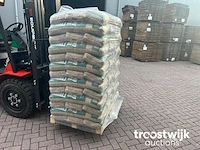Pallet hoge kwaliteit hout pellets 100%pine, 65 zakken 975kg inclusief pallet - afbeelding 5 van  5